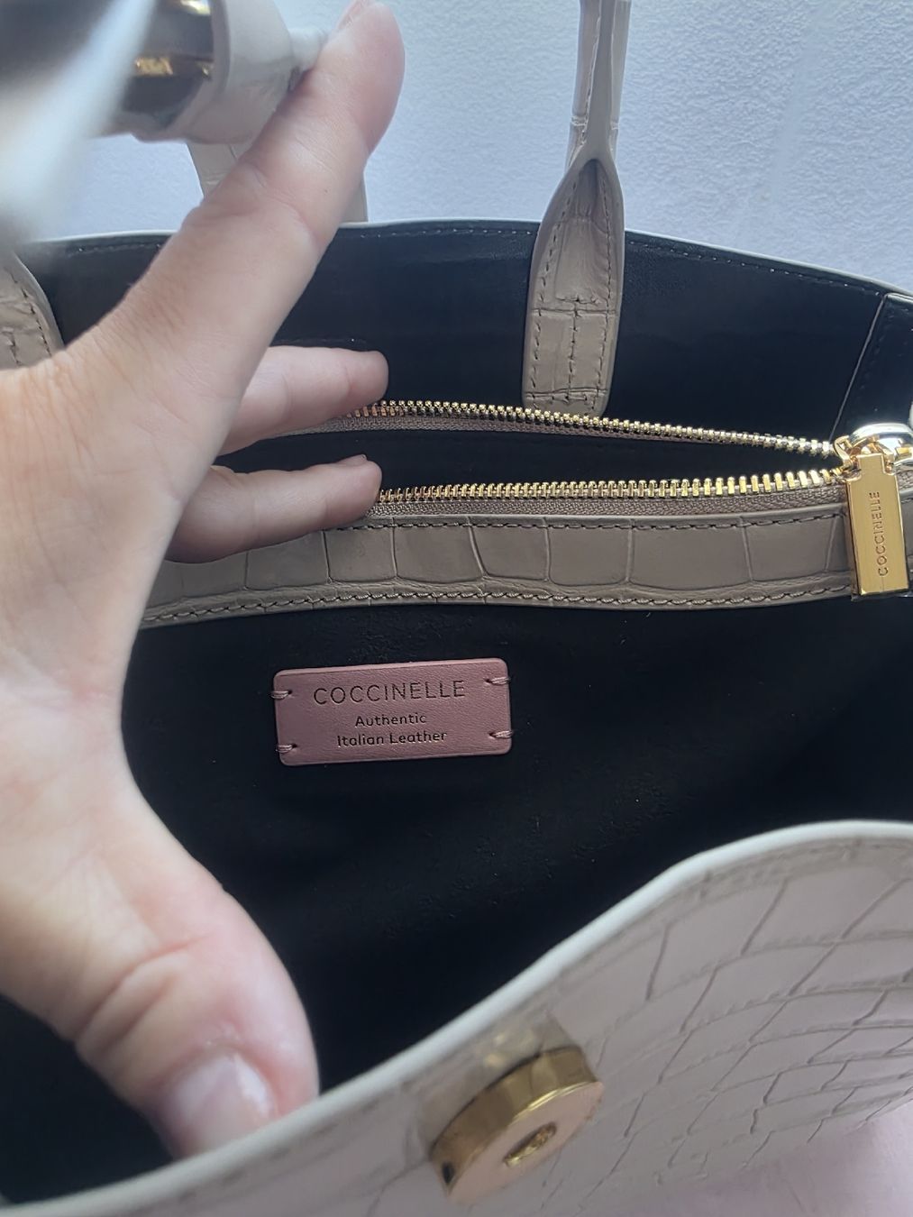 Coccinelle Borse da donna: Sac à main Coccinelle – Nuovo e nell'imballaggio originale da Formangueires venduto da fab_q6h8 8