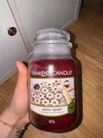 Yankee Candle Duftkerze Merry Berry 623g neuwertig