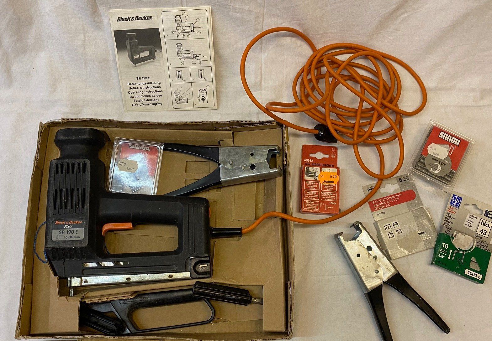 Tutti gli attrezzi: Electronic-Tacker Black & Decker SR 190E – Usato da Baar venduto da JIMWET 1