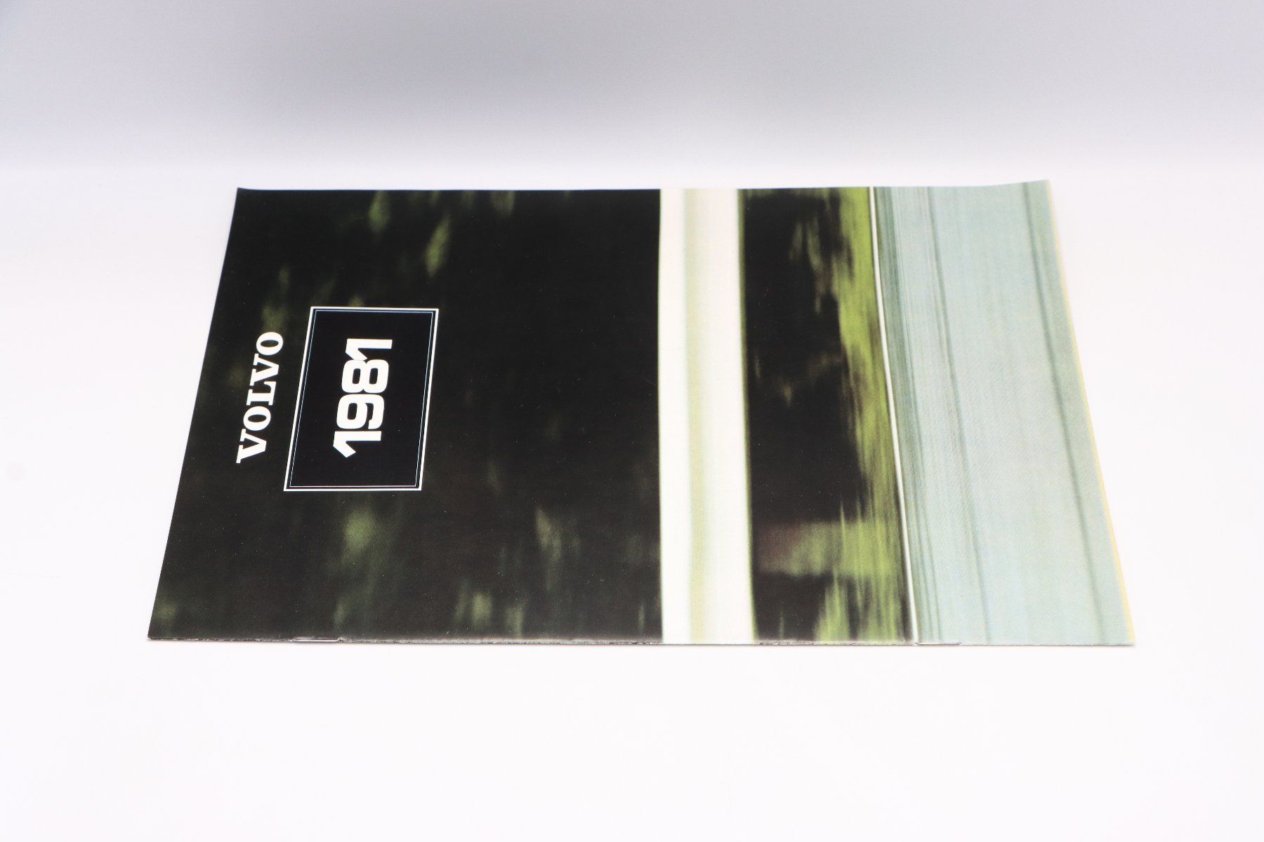 Volvo Documenti: Volvo 340 / 240 / 260 Modellprogramm 1981 Prospekt – Usato da Bühl b.Aarberg venduto da Collectorpassions 7