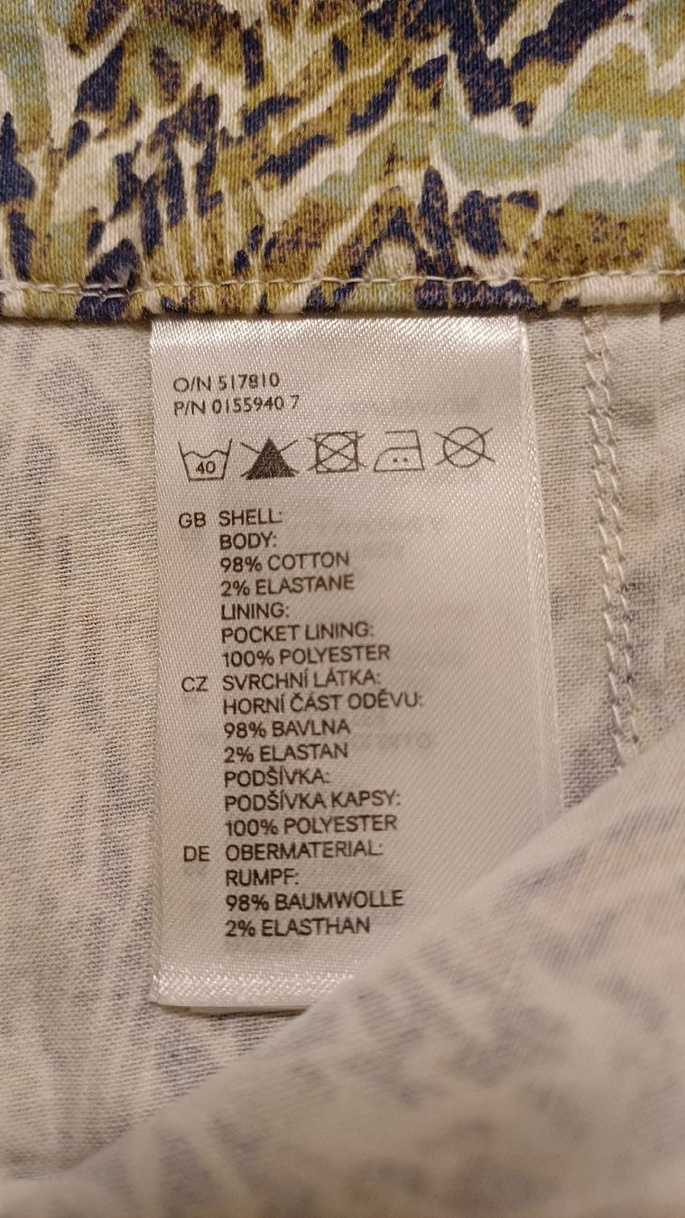 H&M Pantaloni: H&M Shorts 40 – Usato da Arlesheim venduto da savina01 7