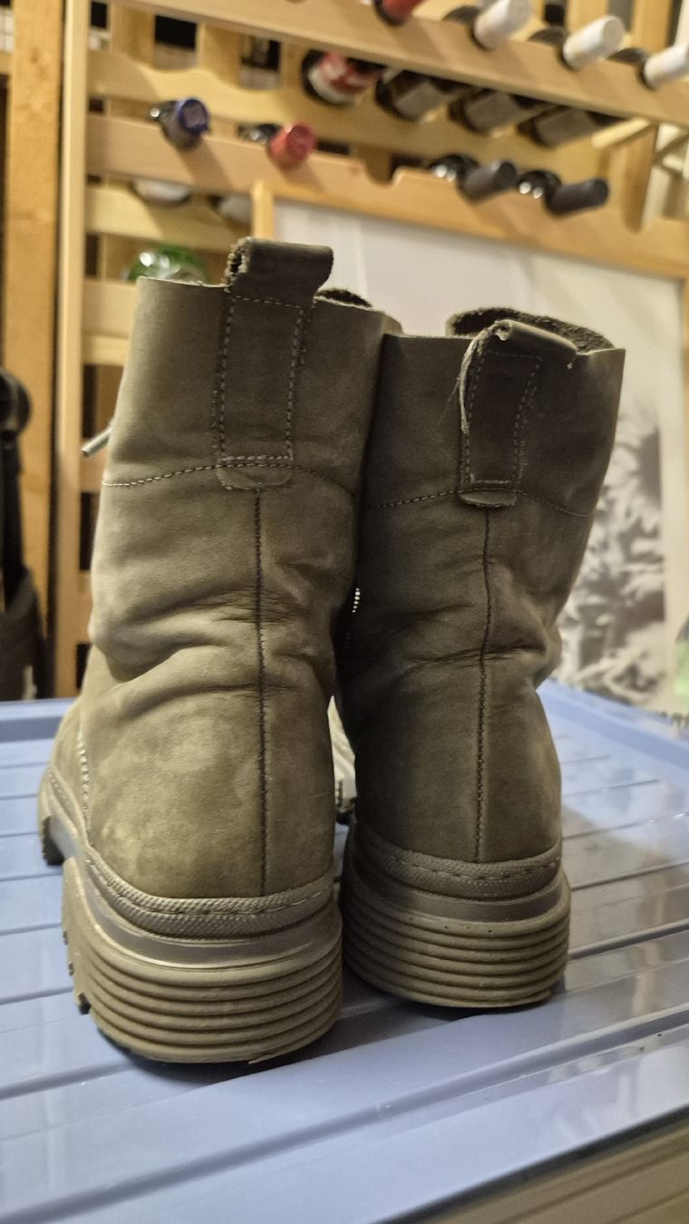 Gabor Scarpe da donna: Stiefel Gabor Leder Olivegrün – Usato da Watt venduto da sarahZH1995 2