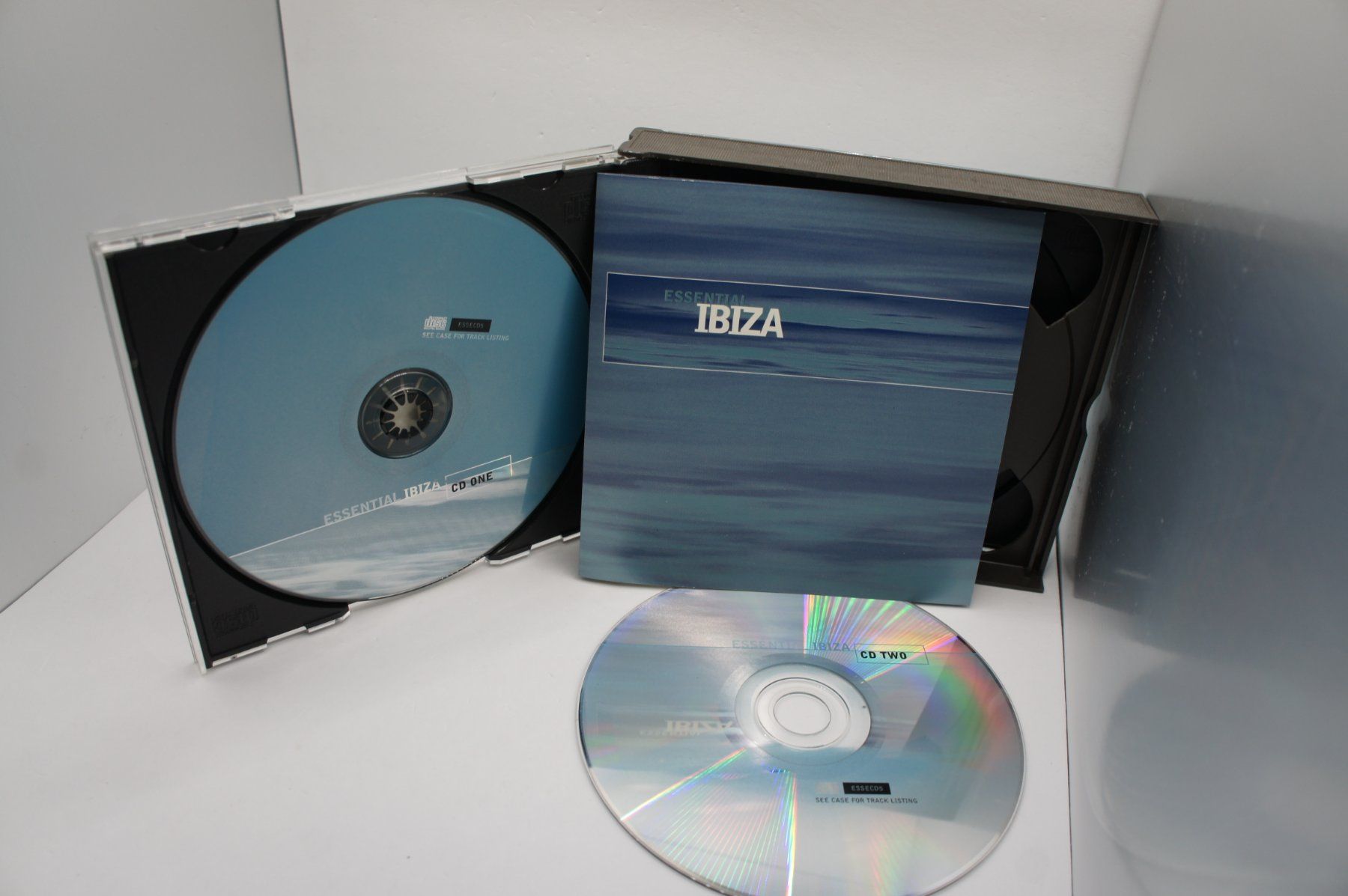 CD: 2 CD Box Set Essential Ibiza Blue Boy Tek 7 Inner Life – Usato da Ernetschwil venduto da luisvonerni 4