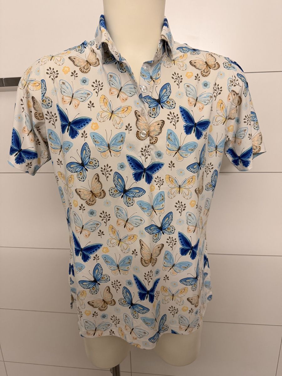 T-Shirts: Sommerliches Golf Shirt mit🦋 – Gebraucht aus Biberist von Mi58