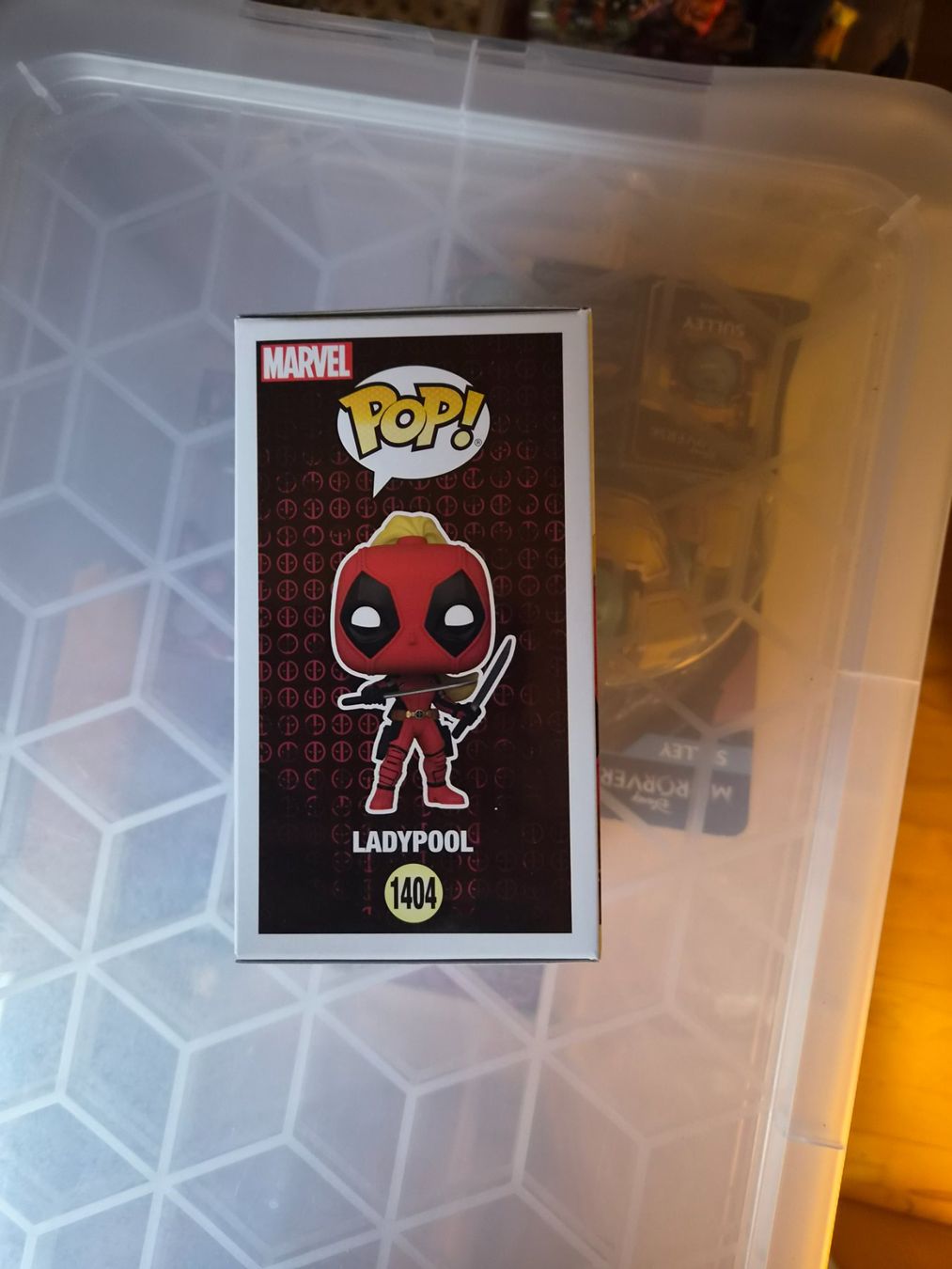 Funko Statuette: Funko Pop! Ladypool 1404 Deadpool & Wolverine Marvel – Nuovo e nell'imballaggio originale da Sisseln AG venduto da schenk-figuren 3