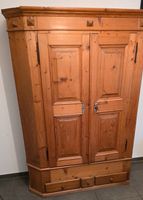 Biedermeier-Schrank – Massivholz mit Patina & 3 Schubladen