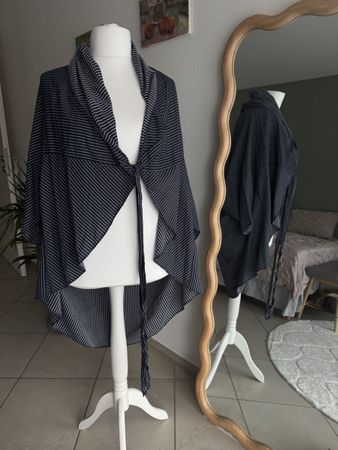 Feine Jacke gestreift