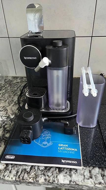 Macchine per caffè & Macchine per espresso: Nespresso Lattissima – Usato da Schlieren venduto da RB152