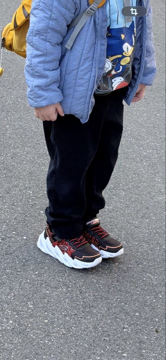 Skechers Schuhe für Jungen: Kinderschuhe Skechers mit Lichtern Grösse 33 gebraucht – Gebraucht aus Stilli von Bana_db 2