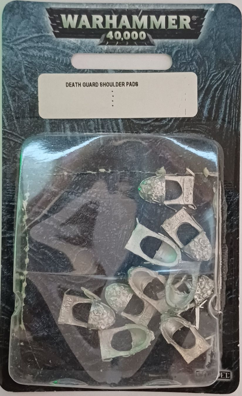 Kit di modellismo & Modellini statici: Death Guard Shoulder Pads Warhammer 40 – Nuovo e nell'imballaggio originale da Châtel-St-Denis venduto da GaumeCH