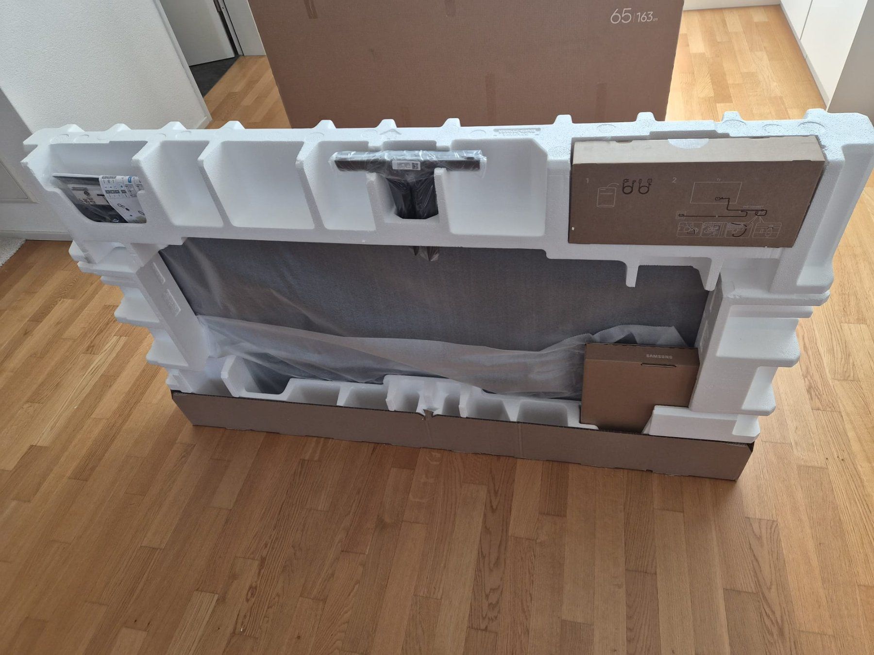 Samsung Televisori: Samsung The Frame 65 Zoll QLED TV – Nuovo (secondo la descrizione) da St. Gallenkappel venduto da JK104 1