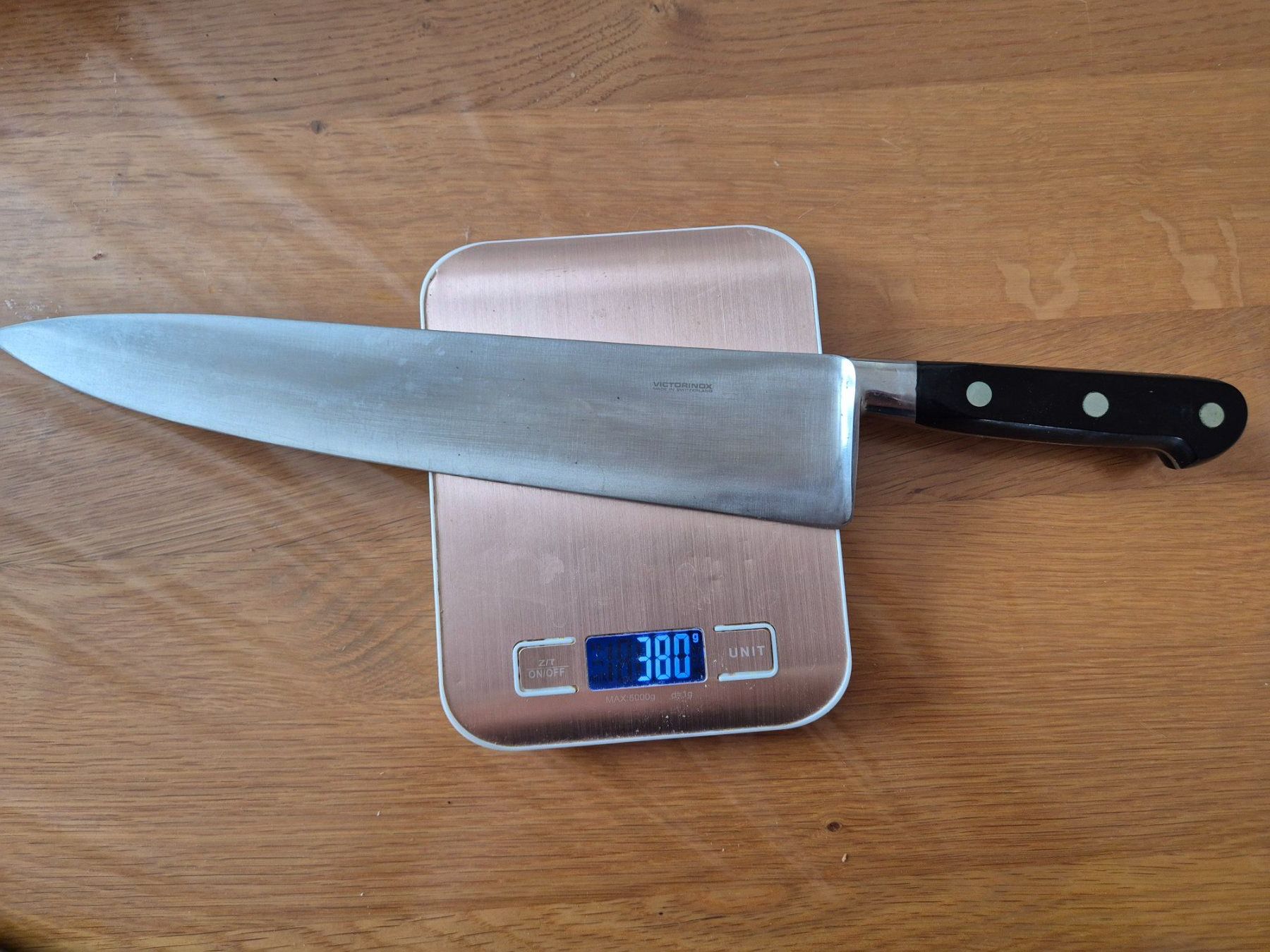 Victorinox Coltelli da cucina: Victorinox Kochmesser - Schlagmesser – Usato da Monthey venduto da McAuthor