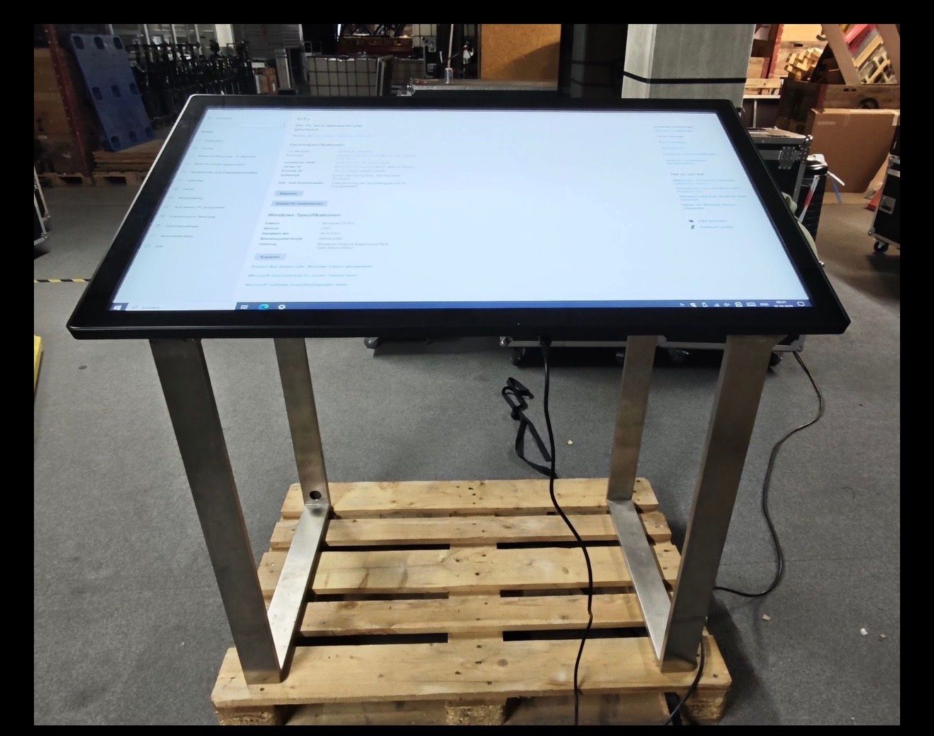 Tablet PC: 55” Smart Coffee Table / Touch-Display PrimeOS Google – Usato da Schlieren venduto da alapenna 3