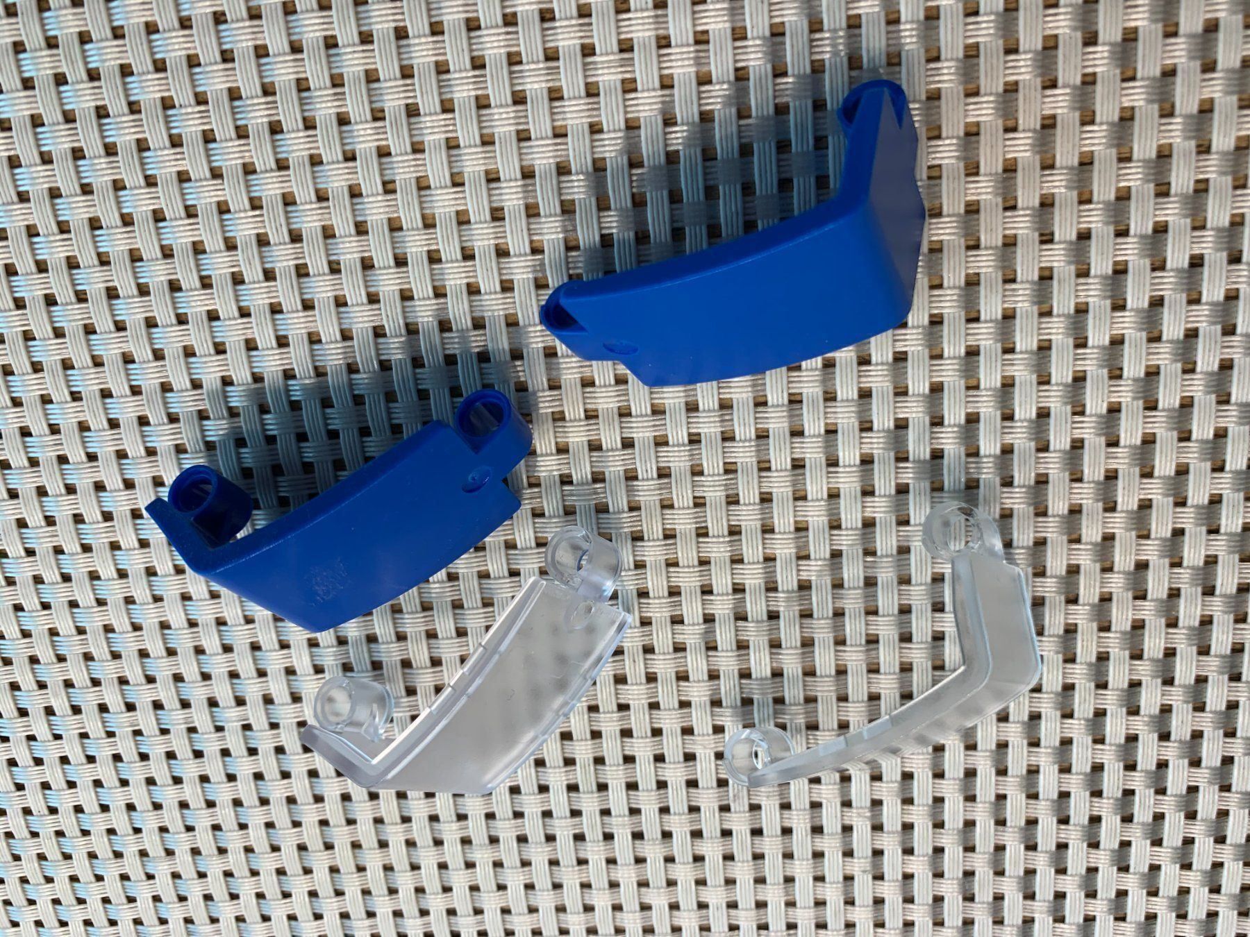 Lego Giocattoli: Lego Technik blaue klare Panele Panel 42070 – Usato da Buochs venduto da Techtelmechtel