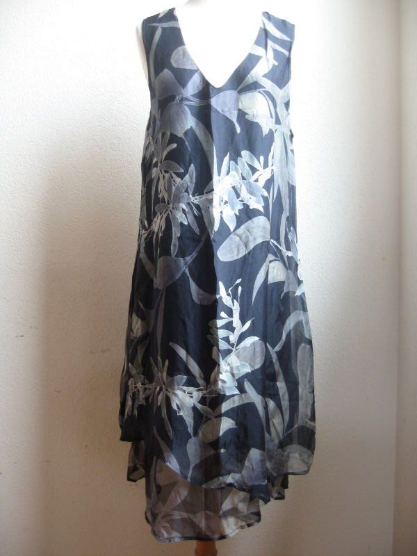 Nile Vestiti: Nile belle robe en taille 42CH! – Usato da Champlan venduto da baghera12
