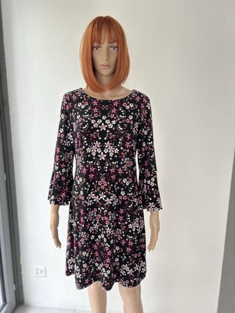 Tommy Hilfiger Dress Size 8 floral print black long sleeve