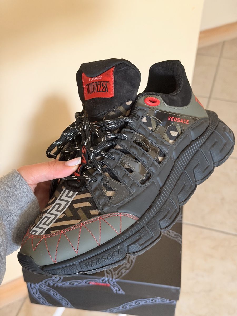 Versace Scarpe da uomo: Baskets Versace Trigreca taille 41 – Nuovo e nell'imballaggio originale da Le Lignon venduto da Ana2831 2