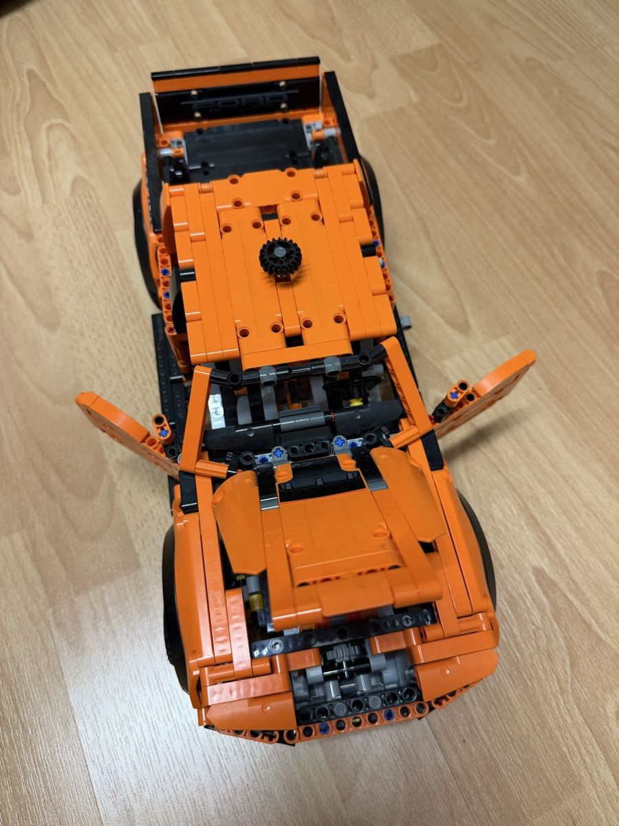 Lego Jouets: Lego Technic Ford Raptor – D'occasion à Niederglatt ZH par Maple12345 1