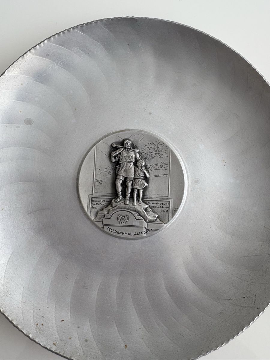 Piatti: Aluminium Wandteller Sigg  2 Stk. – Usato da Basel venduto da tar92 2