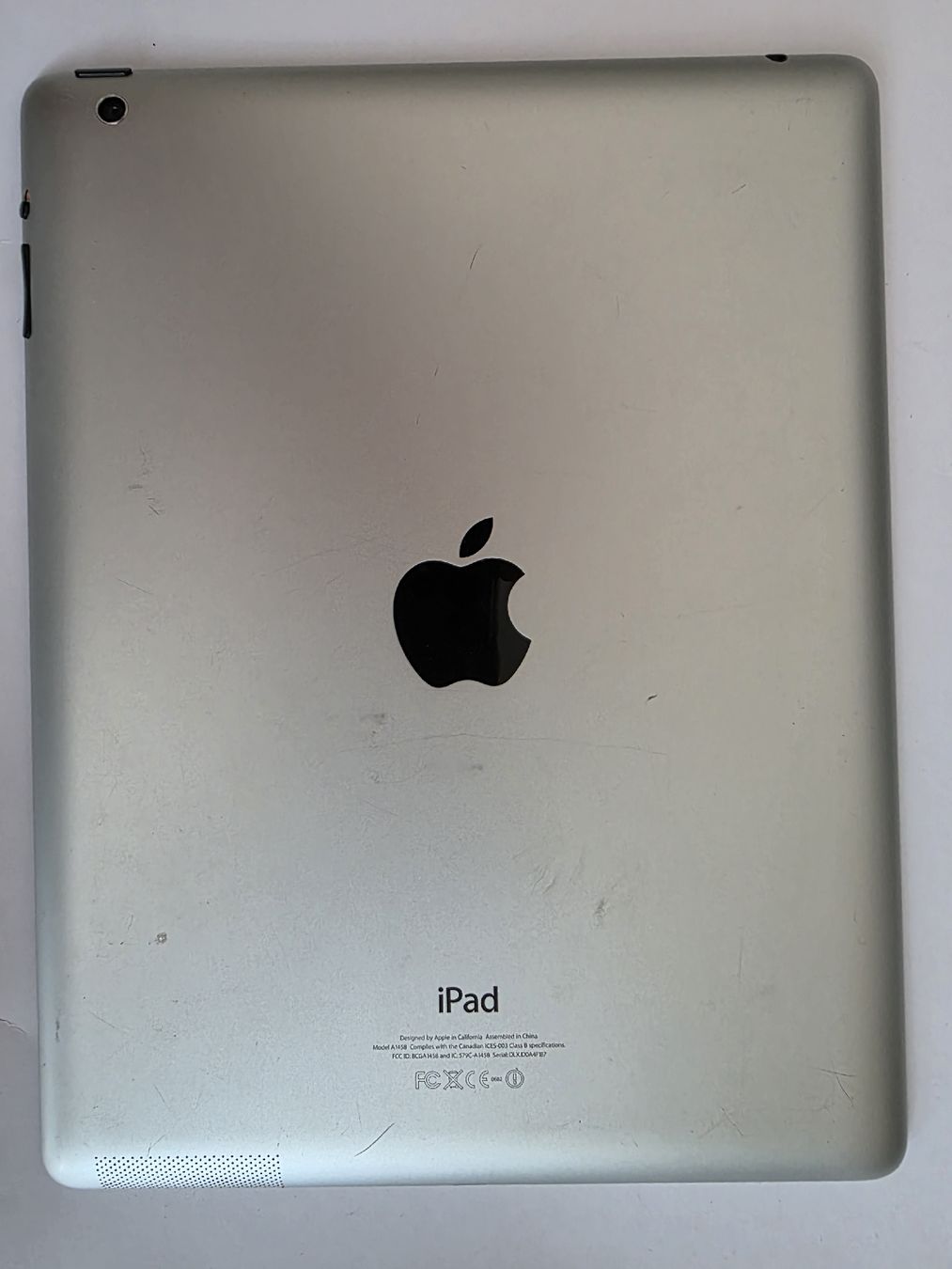 Apple Tablet PC: iPad 2. Generation, Weiss, 64 GB Speicher – Gebraucht aus Zürich von Mira1233 1