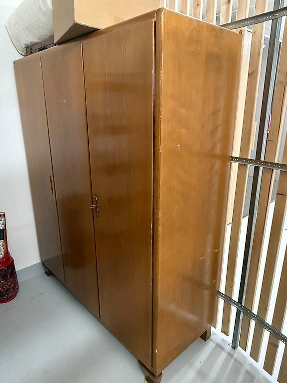 Schränke: alter Holzkasten – Gebraucht aus Stein AR von Widmer71