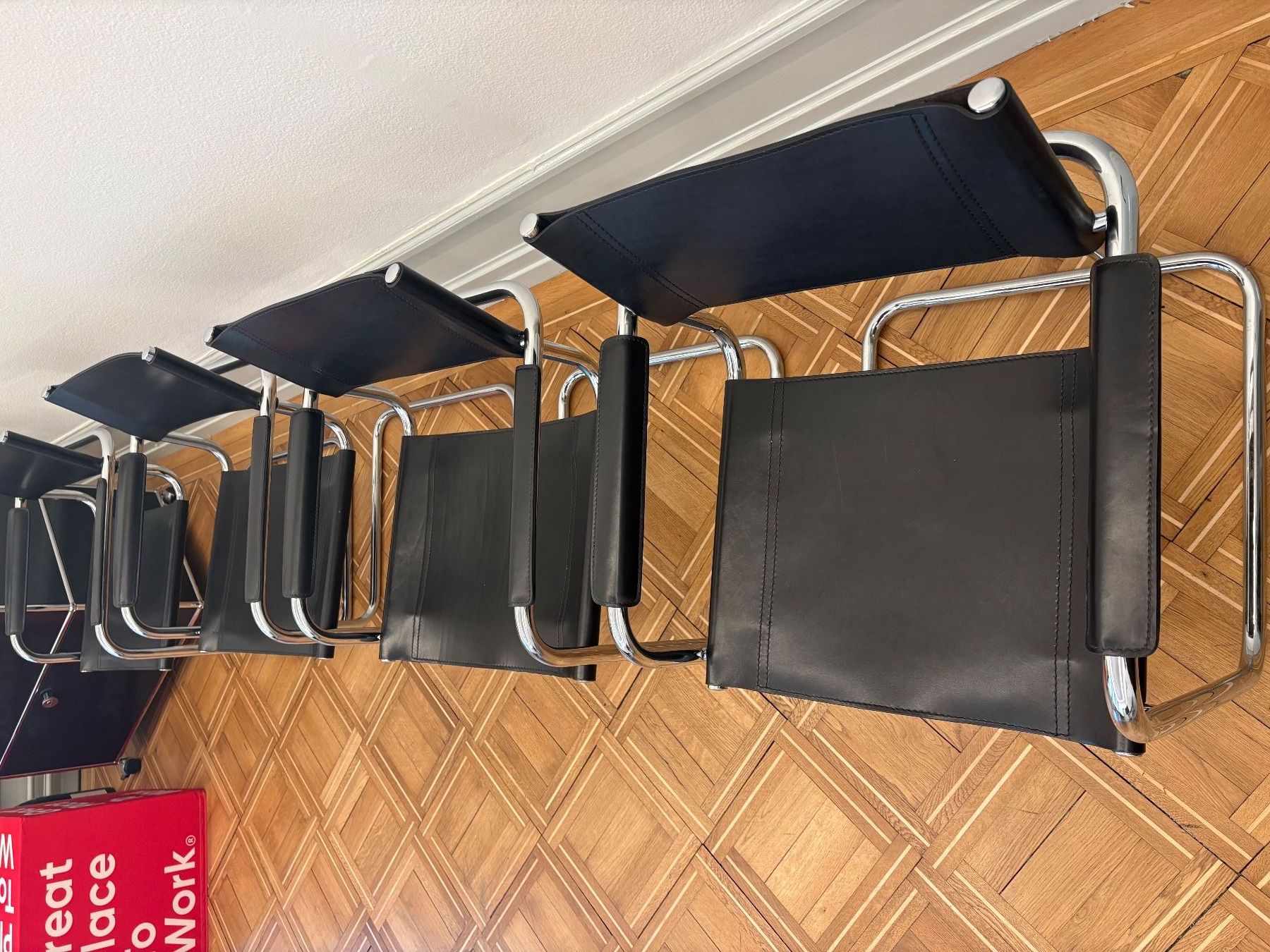 Stühle: 4 Freischwinger-Stühle aus Leder & Chrom – Gebraucht aus Zürich von BGPZH 1