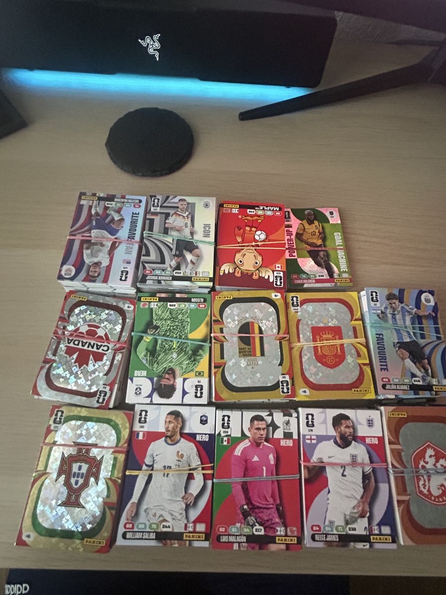 Panini Cartes à collectionner: Adrenalyn XL Konvolut 2026  – Neuf (Voir description) à Safenwil par Henrique_2121 1