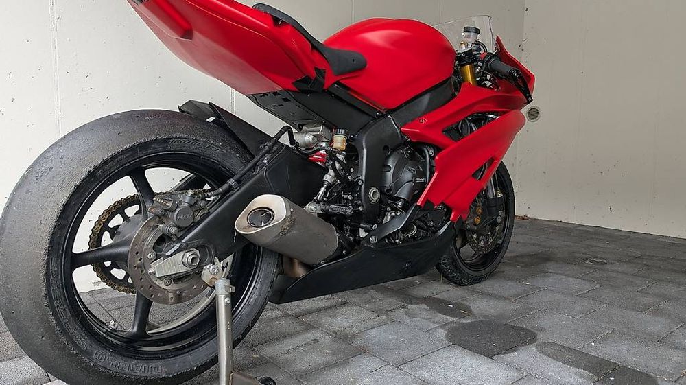 Yamaha R6 RJ11 - Trackbike - nur 10'000km (Gebraucht) in Bremgarten AG ...