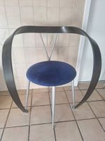 4 chaises Cassina bois et métal bleu, bon état général