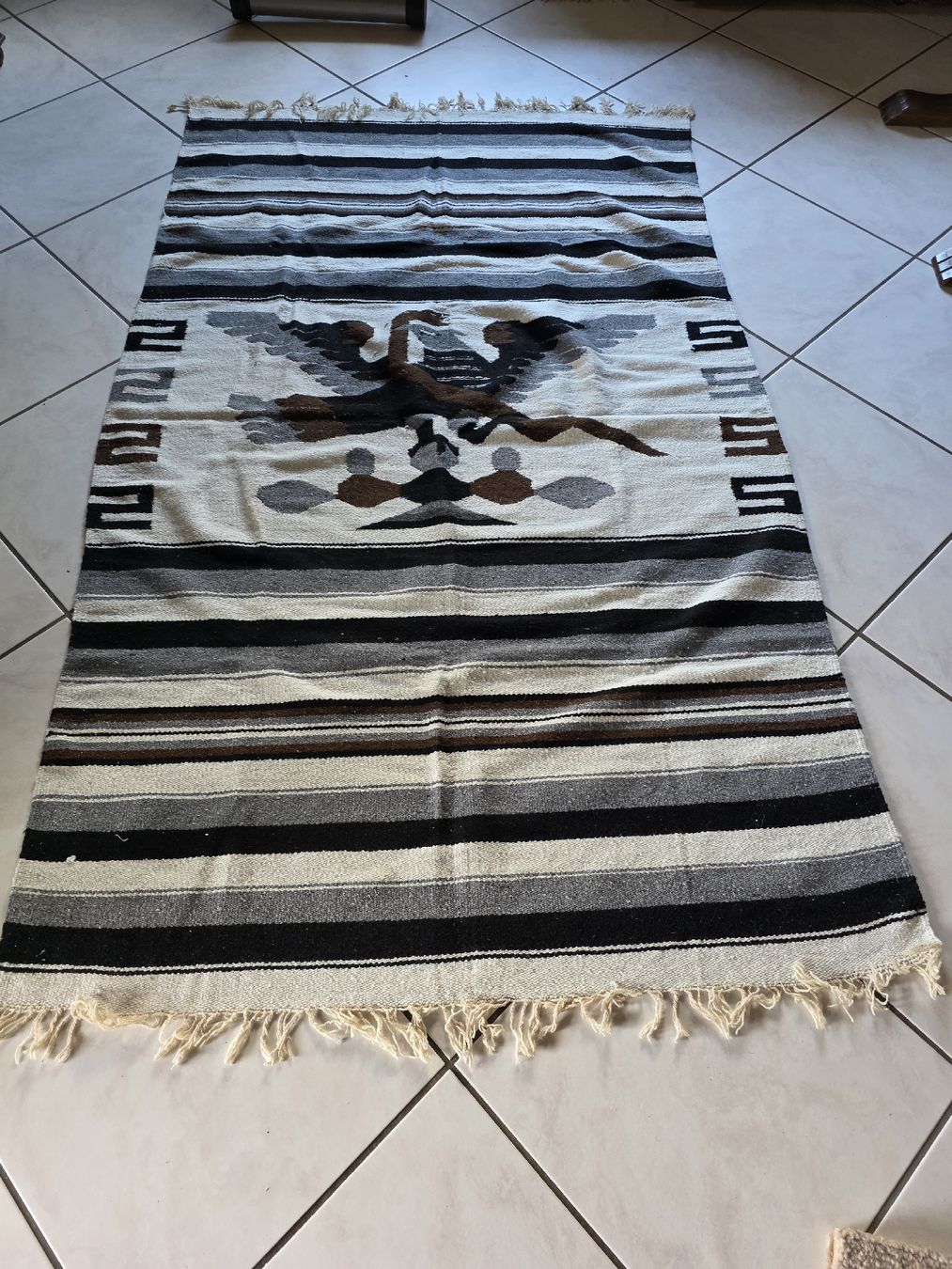 Coperte: Authentic Mexican Serape Rug Eagle Design  – Nuovo (secondo la descrizione) da Hinwil venduto da Ehretstock8