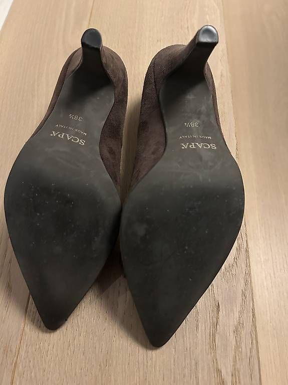 Damenschuhe: Scapa Wildlederpumps dunkelbraun, 38.5  – Gebraucht aus Uerikon von Audrey09 3