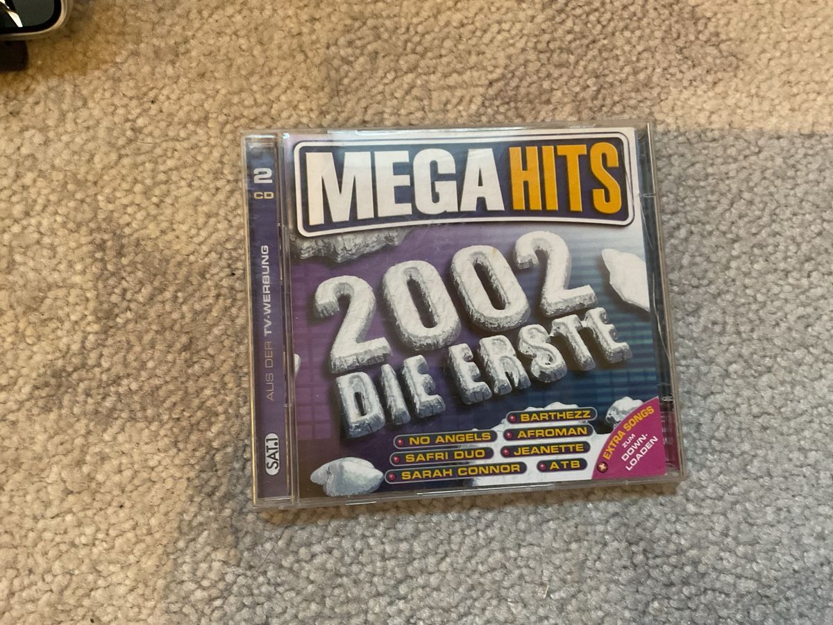 CDs: Mega Hits 2002 Die Erste - CD Doppelalbum – Gebraucht aus Grub SG von Vinciguerra