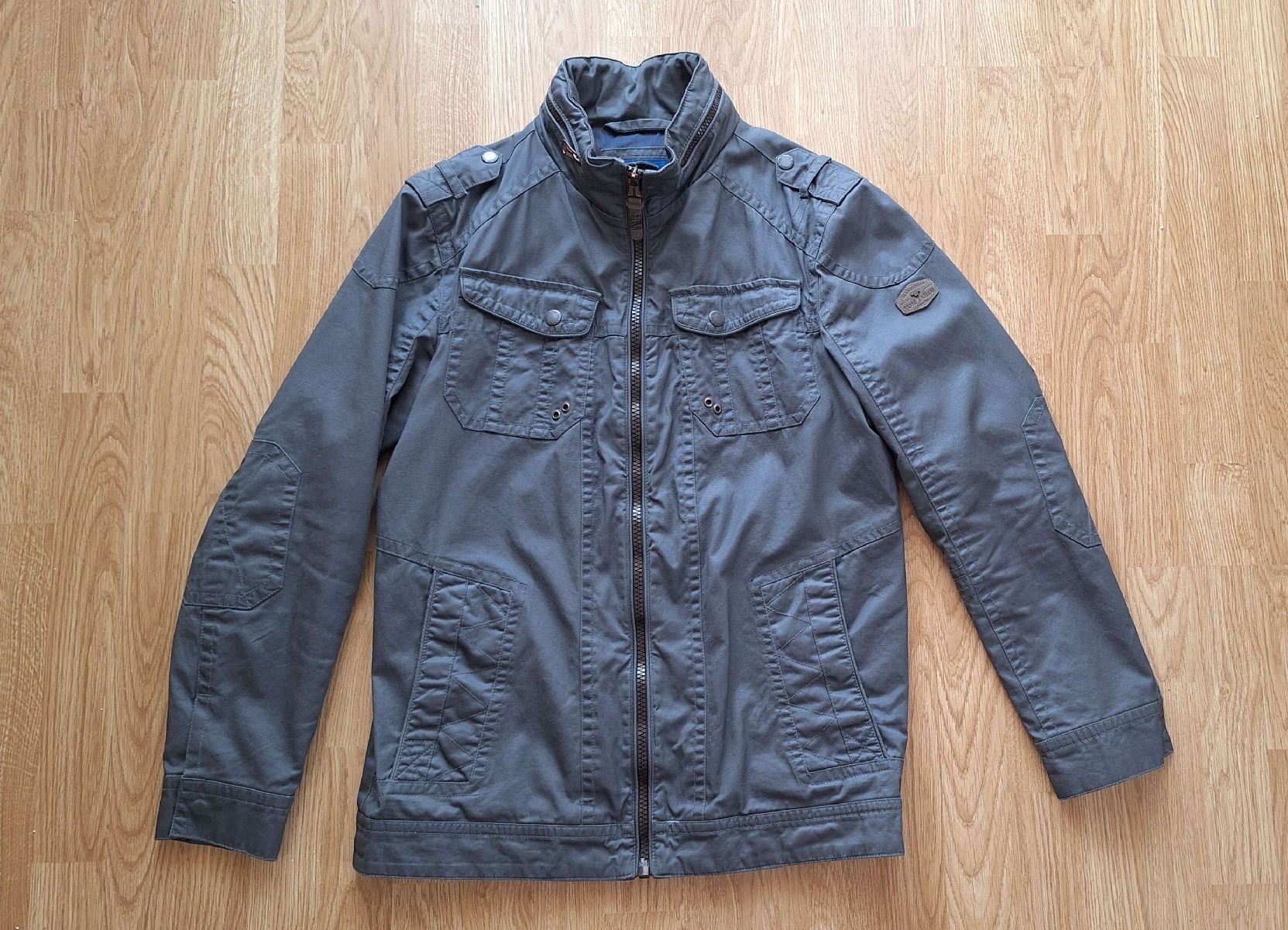Tom Tailor Giacche: Herren Übergangsjacke Tom Tailor Gr. M – Usato da Lützelflüh-Goldb venduto da bli_f2v9