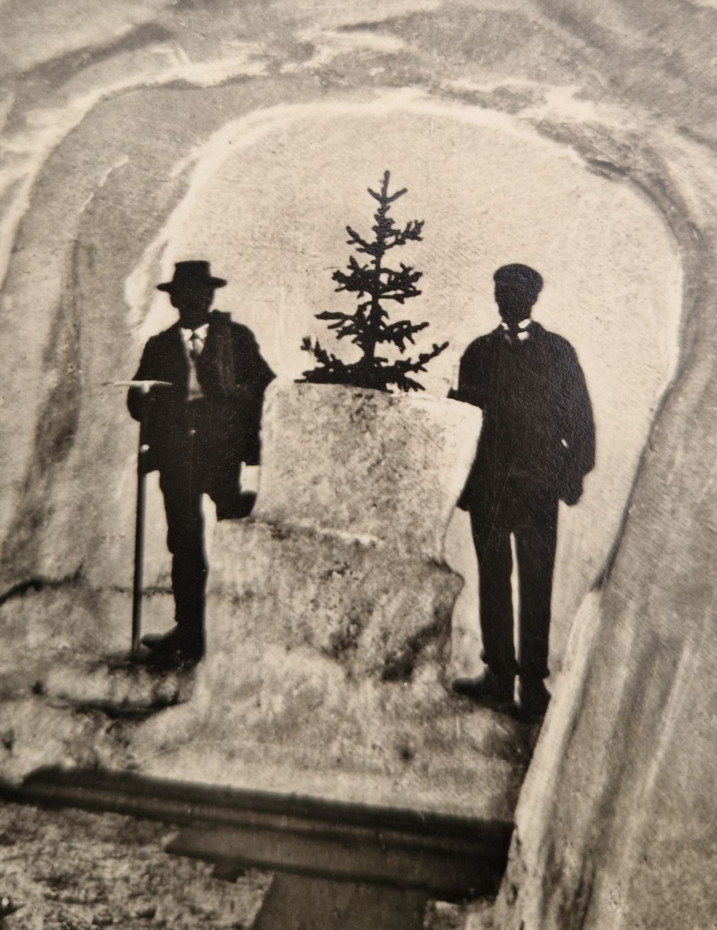 Cartoline postali: Grindelwald, Eisgrotte am oberen Gletscher 1936, n. Basel – Usato da Ebikon venduto da Donar50 1