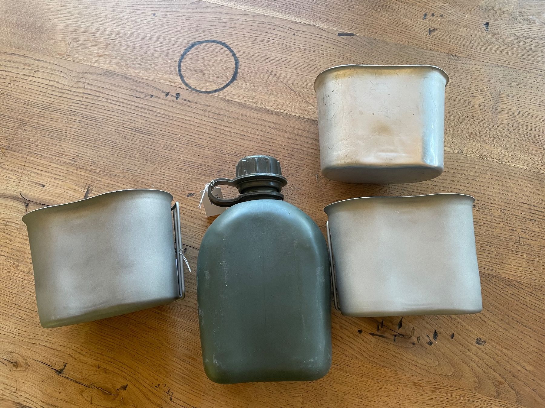 US Army Uniformen: Lot de gourde et tasses type US army – Gebraucht aus Oberbütschel von Woodie2005 1