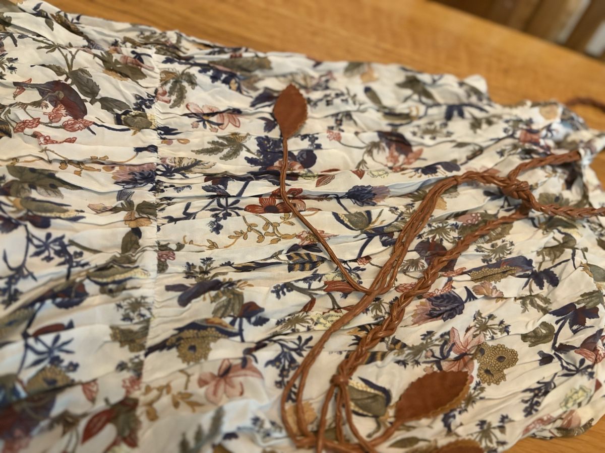 Kleider: Robe d’ete taille S – Gebraucht aus Attalens von Skorpionica 2