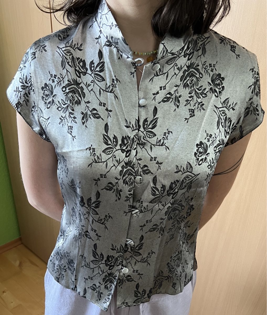 Camicette: silberne Vintage Bluse – Usato da Therwil venduto da blubblubblubb 2