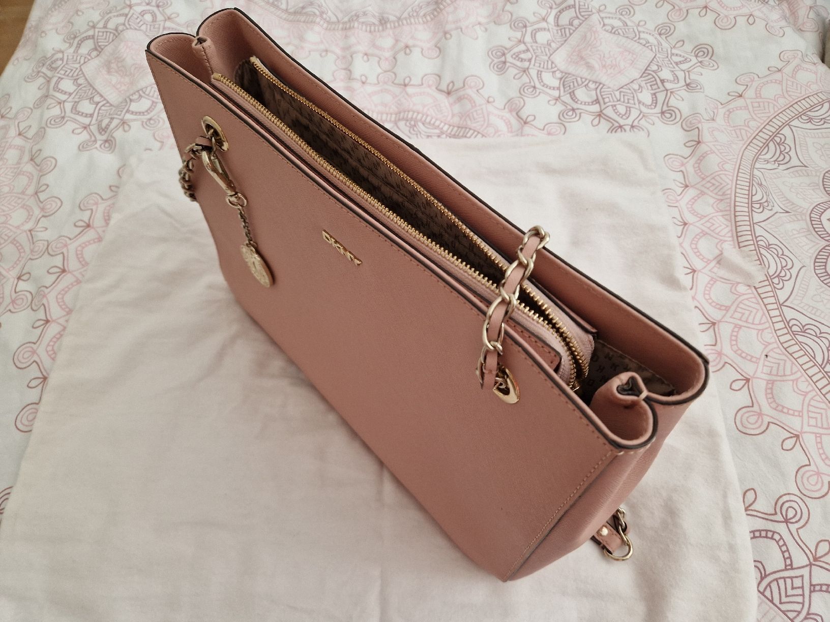 DKNY Borse da donna: DKNY Handtasche altrosa – Usato da Zürich venduto da Mani56 1