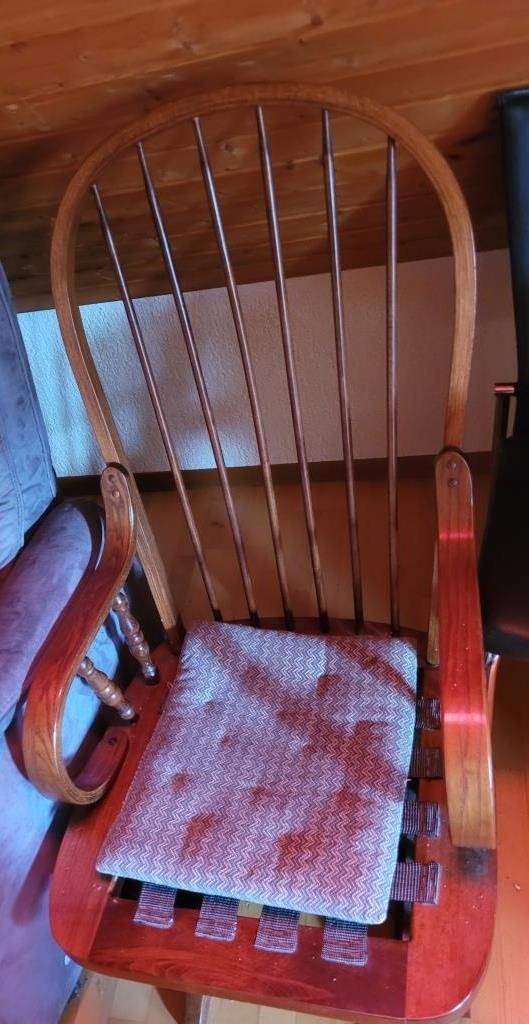 Sessel: Beau Fauteuil en bois basculant – Gebraucht aus St-Imier von Dany206