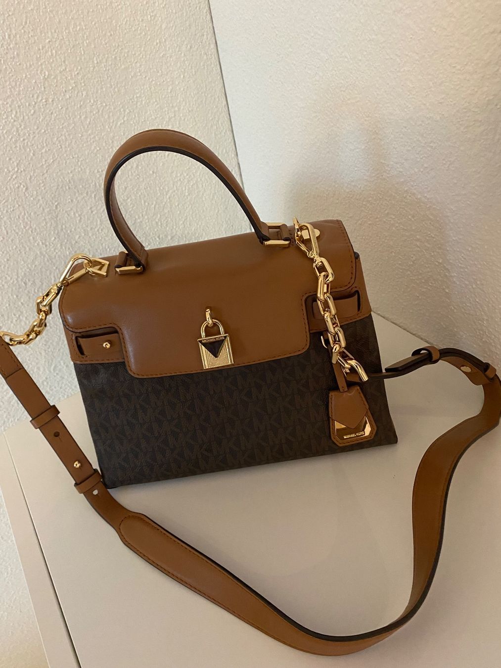 Michael Kors Borse da donna: Michael Kors Handtasche – Usato da Dübendorf venduto da fabiiisk 3