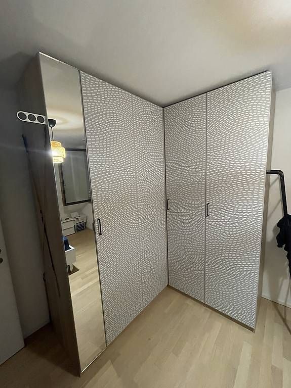 Schränke: Armoire  – Gebraucht aus Monthey von jbb68