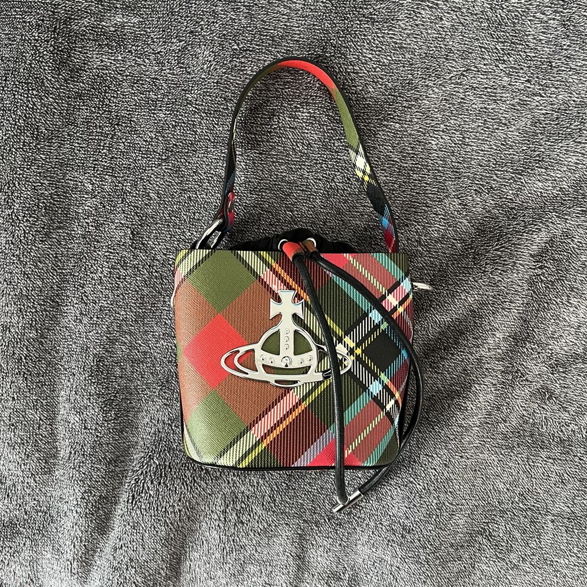Vivienne Westwood Sacs femmes: Vivienne Westwood Tasche – Neuf avec emballage d'origine à Zug par saskia-chiara 1