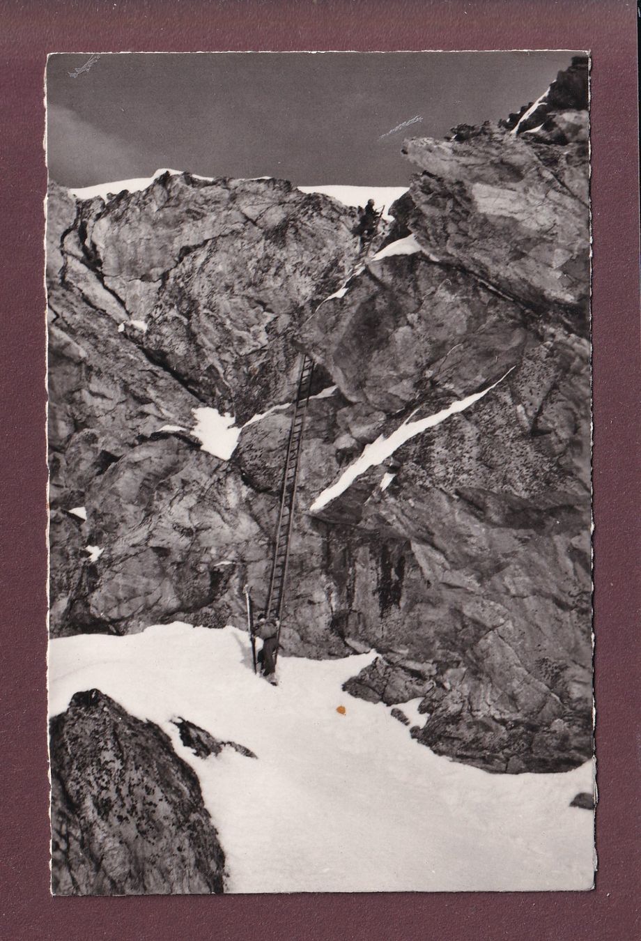 Cartes postales: AROLLA - Passage des Echelles – D'occasion à Pully par nicecards