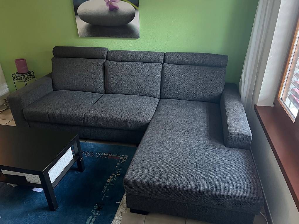 Ikea Sofas: IKEA Ecksofa mit Récamiere & Stauraum  Dunkelgrau – D'occasion à Lohn-Ammannsegg par nad_65n8 1