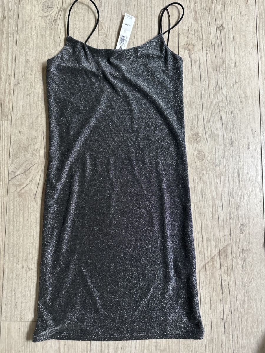 Vestiti: Kleidchen, schmal, S, neu, Silber-Glanzstoff – Nuovo e nell'imballaggio originale da Frauenfeld venduto da aluma14 2
