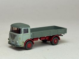 GB1- Wiking Büssing LU 7 Pritschen LKW grau