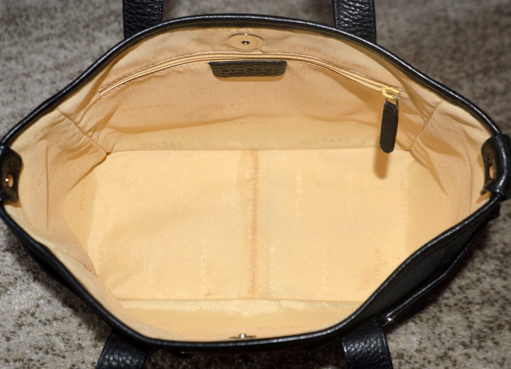 Bulgari Borse da donna: Tasche / Sac Bvlgari / Bulgari – Usato da Collonges venduto da Auganien 8