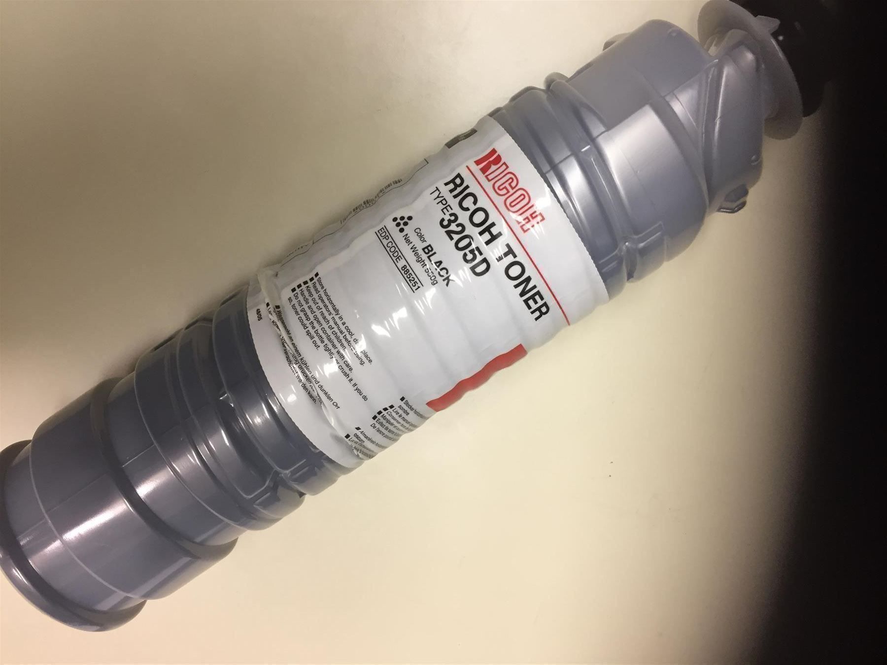 Ricoh Cartucce per stampanti & toner: Ricoh Toner Type 3205D Schwarz – Nuovo e nell'imballaggio originale da Langwiesen venduto da Restposten-24