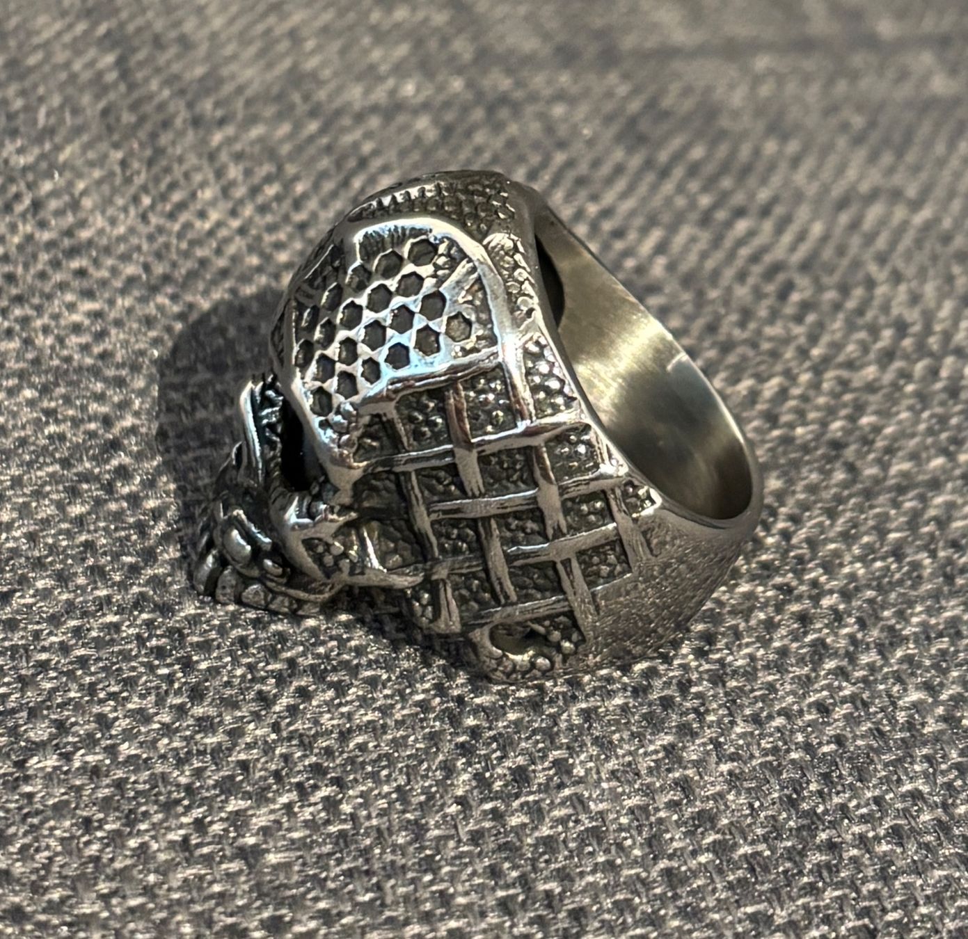 Anelli: Stahl Ring Skull Totenschädel US Grösse 10 – Nuovo (secondo la descrizione) da Egg b. Zürich venduto da superman1975 3