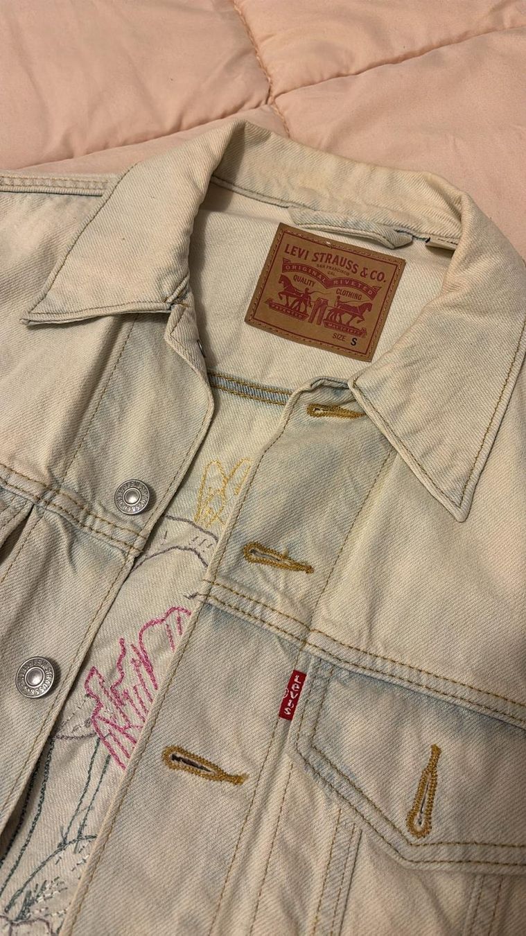 Levi's Jacken: Denim Levis Jacket – Gebraucht aus Genève von gal_x6ln